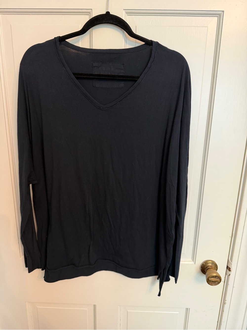 Frank & Eileen Long Sleeve V-Neck Top in Black
